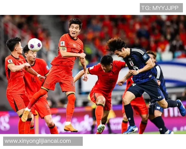 与足球明星亲密接触粉丝们的梦想瞬间定格在镜头中 与足球明星亲密接触粉丝们的梦想瞬间定格在镜头中