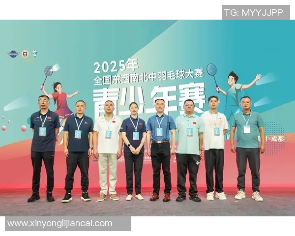 成都羽毛球队团队协作能力提升显著创新高排名引发关注与赞誉 成都羽毛球队团队协作能力提升显著创新高排名引发关注与赞誉